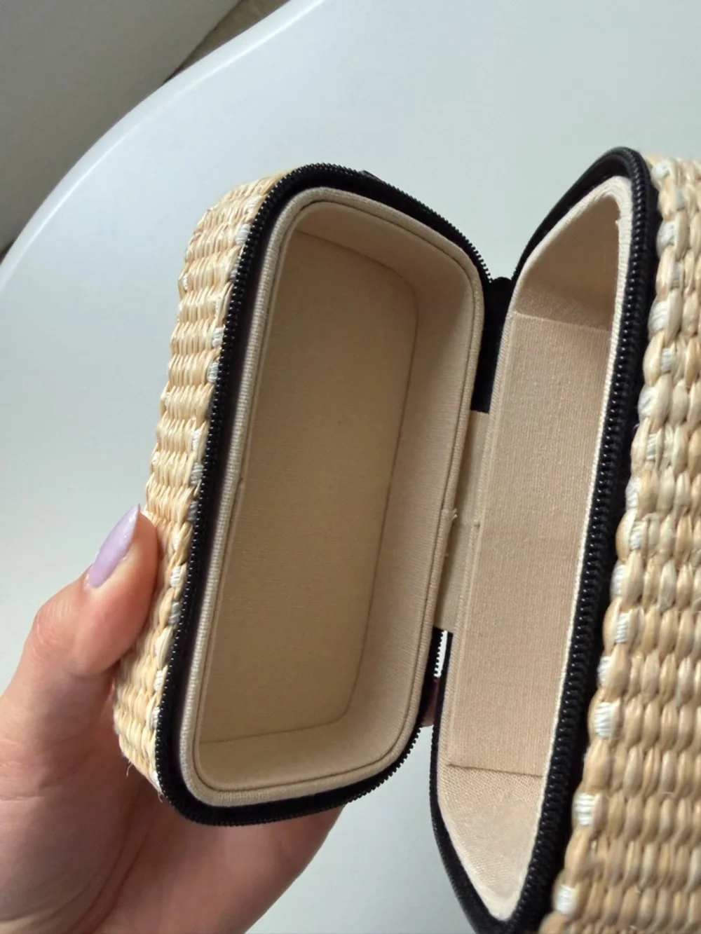 CHANEL Limited edition Straw bag in Natural and Black